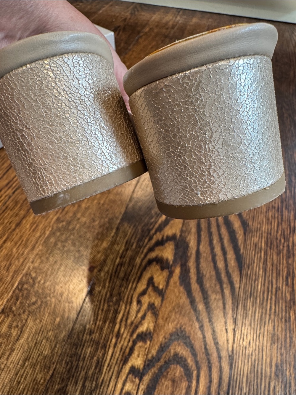 Donald J. Pliner sandals. Size 10 - Picture 4 of 7